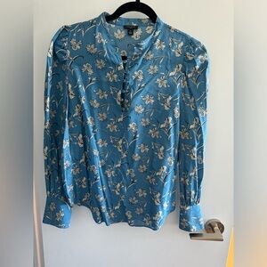 Like new Ann Taylor cotton/modal blouse